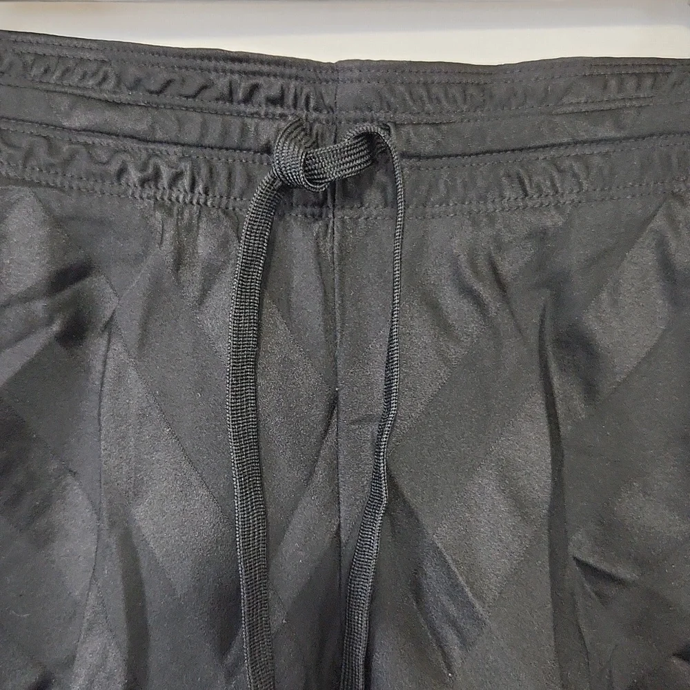 Nike Dri-Fit Black Green Neon Strip Girls Sportwear Activewear Shorts Size S+